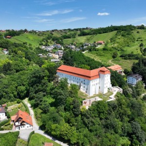 AUTOBUSEM nebo AUTEM - Lázně Lendava - APARTMÁNY Resort Lendava 3* AUTOBUSEM nebo AUTEM - Lázně Lendava - APARTMÁNY Resort Lendava 3*