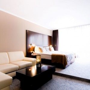 SPECIÁLNÍ AKCE PŘI POBYTU NA 4 DNY - Lázně Moravske Toplice - Hotel Vivat 5* - AUTOBUS ZDARMA SPECIÁLNÍ AKCE PŘI POBYTU NA 4 DNY - Lázně Moravske Toplice - Hotel Vivat 5* - AUTOBUS ZDARMA