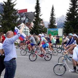 „Retro“ cyklo závod v Kranjske Goře „Retro“ cyklo závod v Kranjske Goře