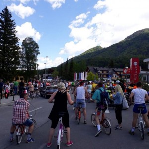 „Retro“ cyklo závod v Kranjske Goře „Retro“ cyklo závod v Kranjske Goře