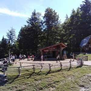 Lanovkou na Bedančev Dom 1.116 m.n.m. Lanovkou na Bedančev Dom 1.116 m.n.m.