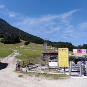 Lanovkou na Bedančev Dom 1.116 m.n.m. Lanovkou na Bedančev Dom 1.116 m.n.m.